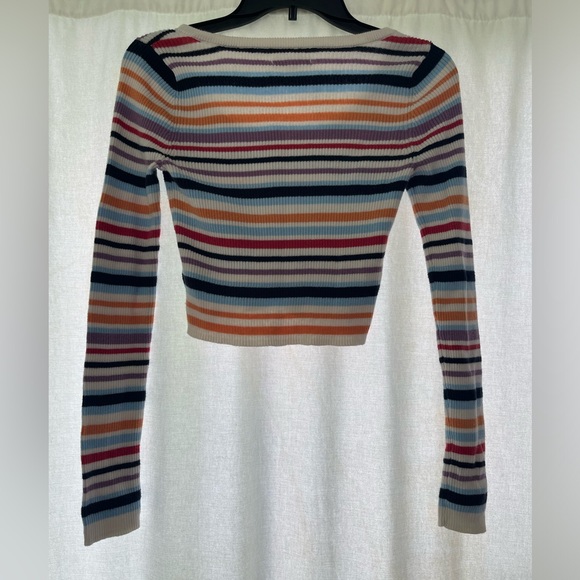 AMERICAN EAGLE WOMENS CROPPED LONG SLEEVE - Picture 4 of 5